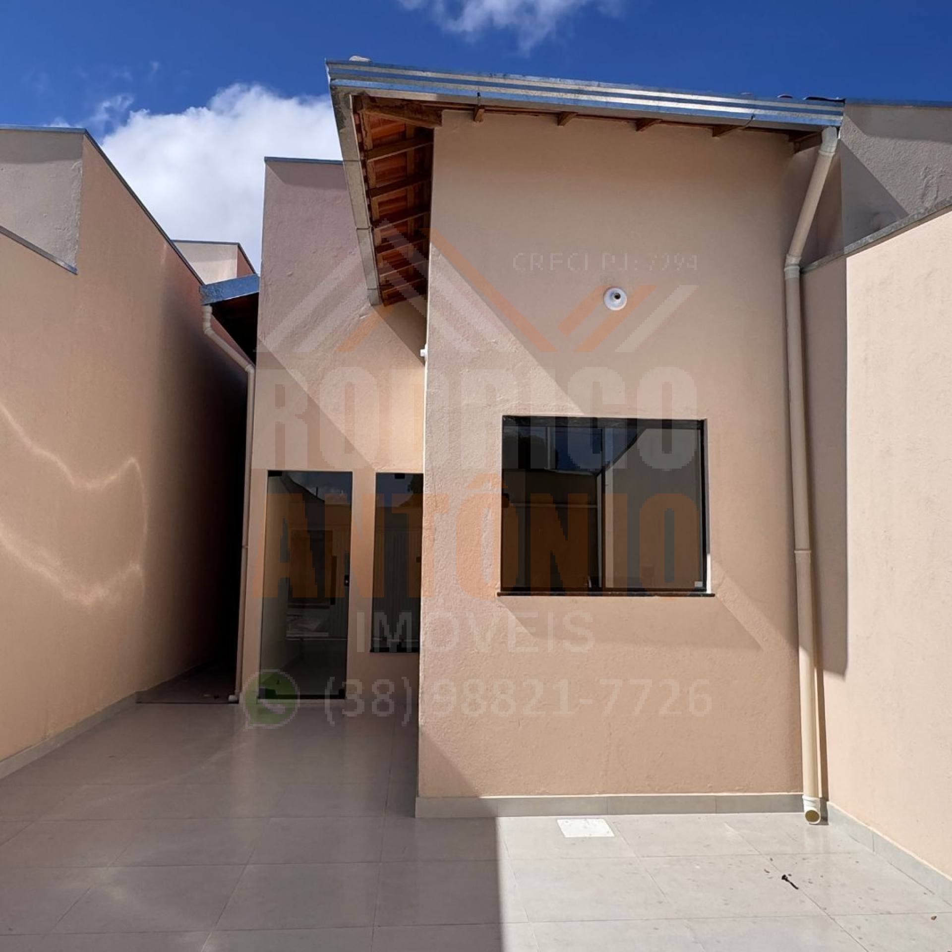 Casa a venda no Carmelo