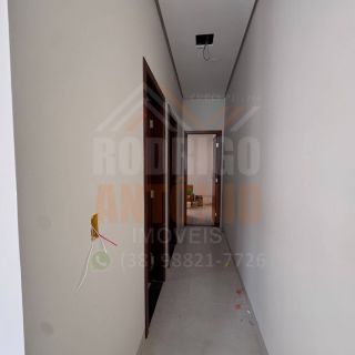 Casa a venda no Carmelo