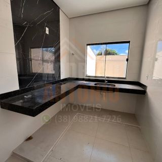 Casa a venda no Carmelo