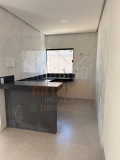 Casa Para Vender com 3 quartos no bairro Novo Primavera em Montes Claros