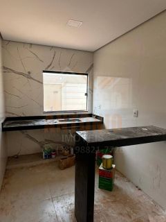 Casa à venda no bairro Vila Aliança