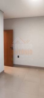 Casa a venda no Village do Lago I