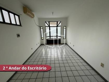 Casa de Esquina no Bairro Suíssa