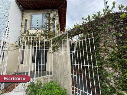 Casa de Esquina no Bairro Suíssa