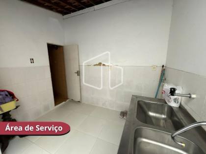 Casa de Esquina no Bairro Suíssa