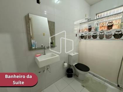 Casa de Esquina no Bairro Suíssa