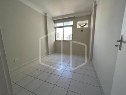 Apartamento no Cond. Praia do Abaís - São José