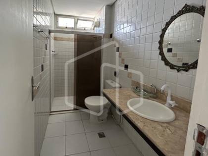 Apartamento no Cond. Praia do Abaís - São José