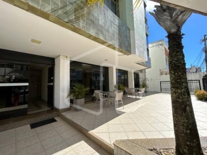 Apartamento no Cond. Praia do Abaís - São José