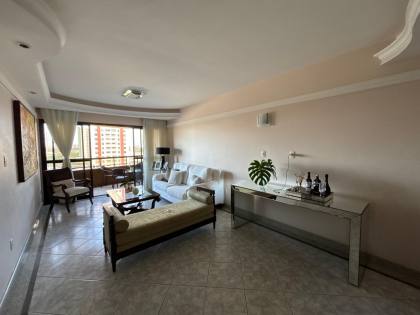 Apartamento no Residencial Vale dos Lagos || Jardins