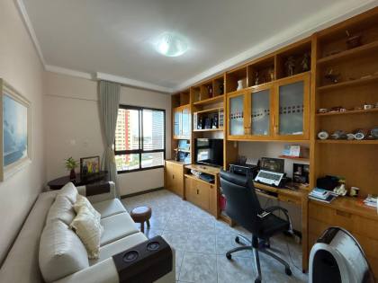 Apartamento no Residencial Vale dos Lagos || Jardins
