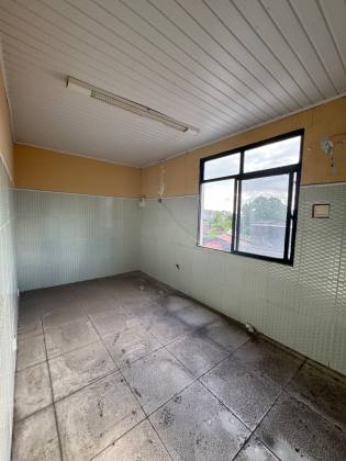 Casa triplex - Avenida João Ribeiro