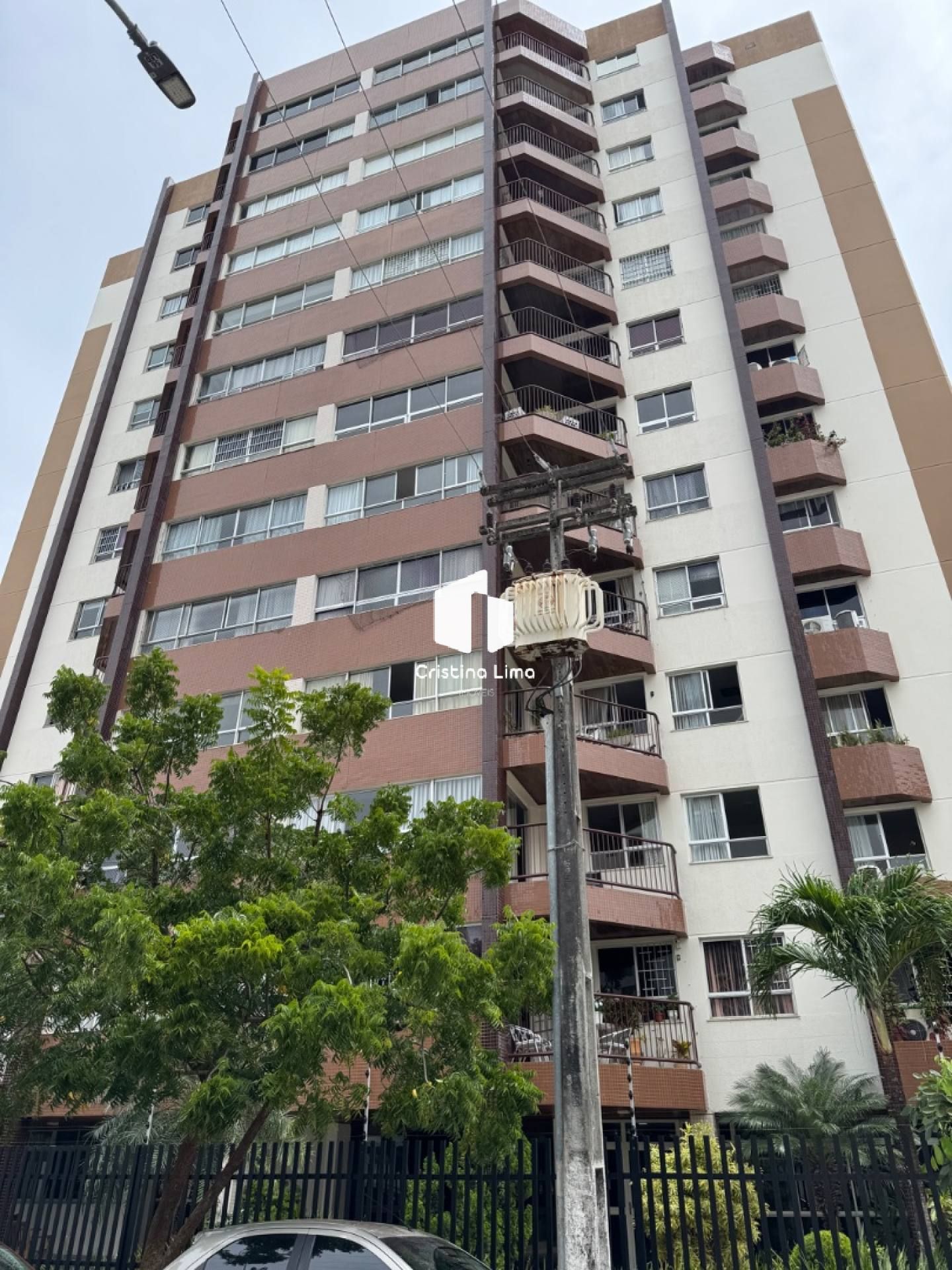 Mansão Plaza Athenee - 13 de julho