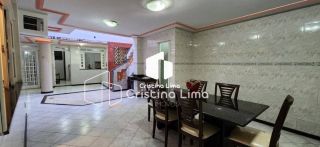 Casa na rua Lagarto - Centro