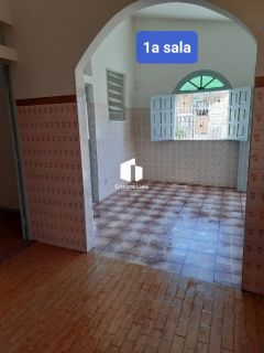 Casa de Esquina no Centro