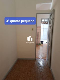 Casa de Esquina no Centro