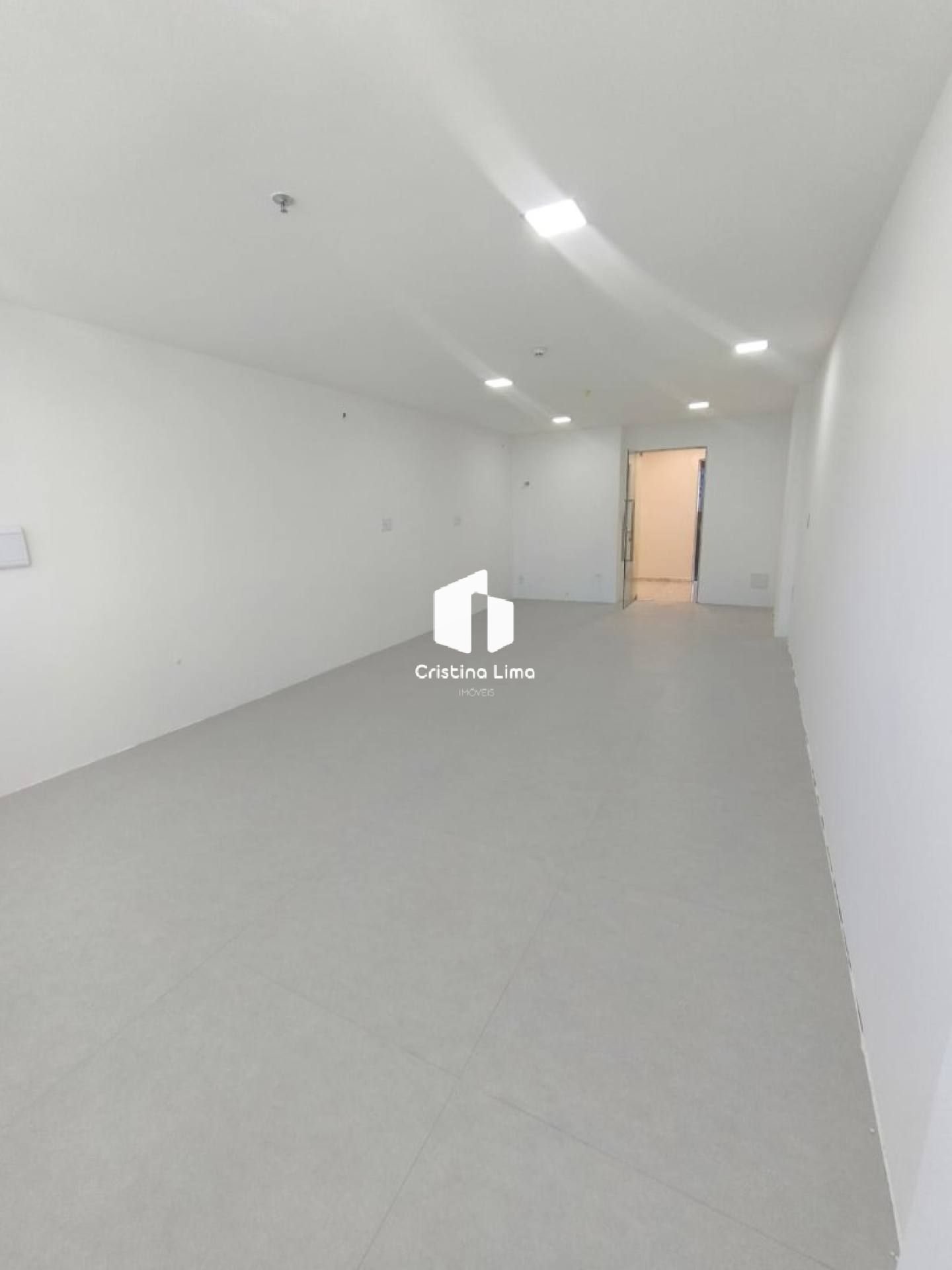 Aluguel / Sala Comercial - Edf Jardim Europa Medical Center