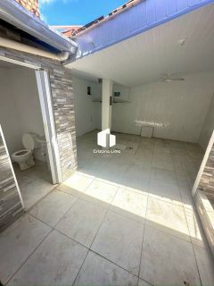 Casa Com Piscina na Aruana