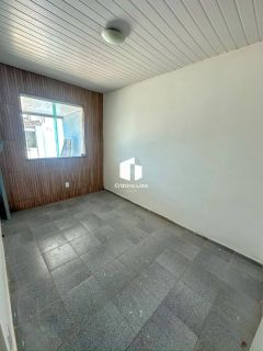 Casa Com Piscina na Aruana