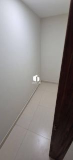 Excelente casa na Aruana.