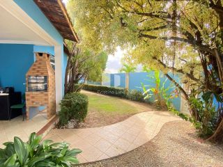 CASA NO CJ. SANTA LÚCIA - JABOTIANA.