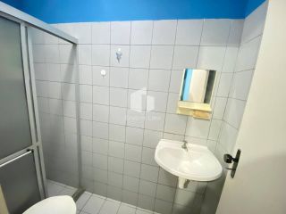 CASA NO CJ. SANTA LÚCIA - JABOTIANA.