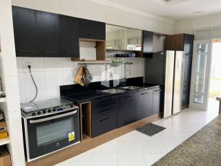 Casa com área exclusiva Pé na areia - Atalaia Nova