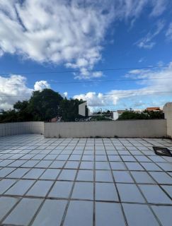 Triplex na avenida João Ribeiro - Santo Antônio