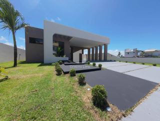 CASA DE ALTO PADRÃO NA ARUANA – 500M DA PRAIA