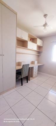 Apartamento mobiliado no Residencial Saint Sebastian na praia da Coroa do Meio, Aracaju-SE