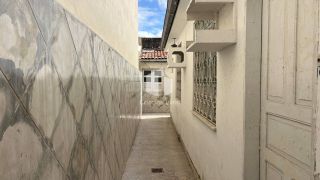 Casa a venda na Av Gentil Tavares