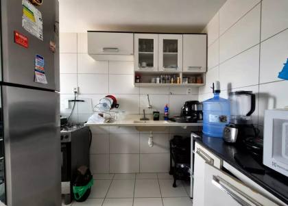 Apartamento no Condomínio  Moradas do Sto Antônio