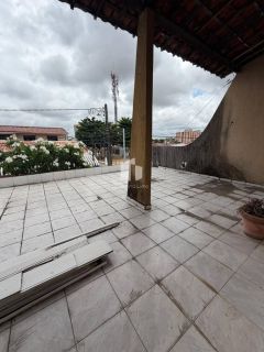 Casa a Venda no Conjunto Médici