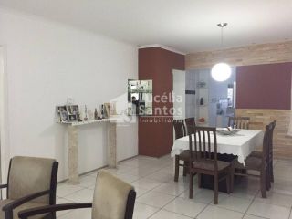 Casa Residencial à Venda no Bairro Uruguai, Teresina-PI