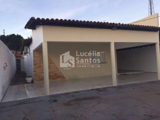 Casa Residencial à Venda no Bairro Uruguai, Teresina-PI