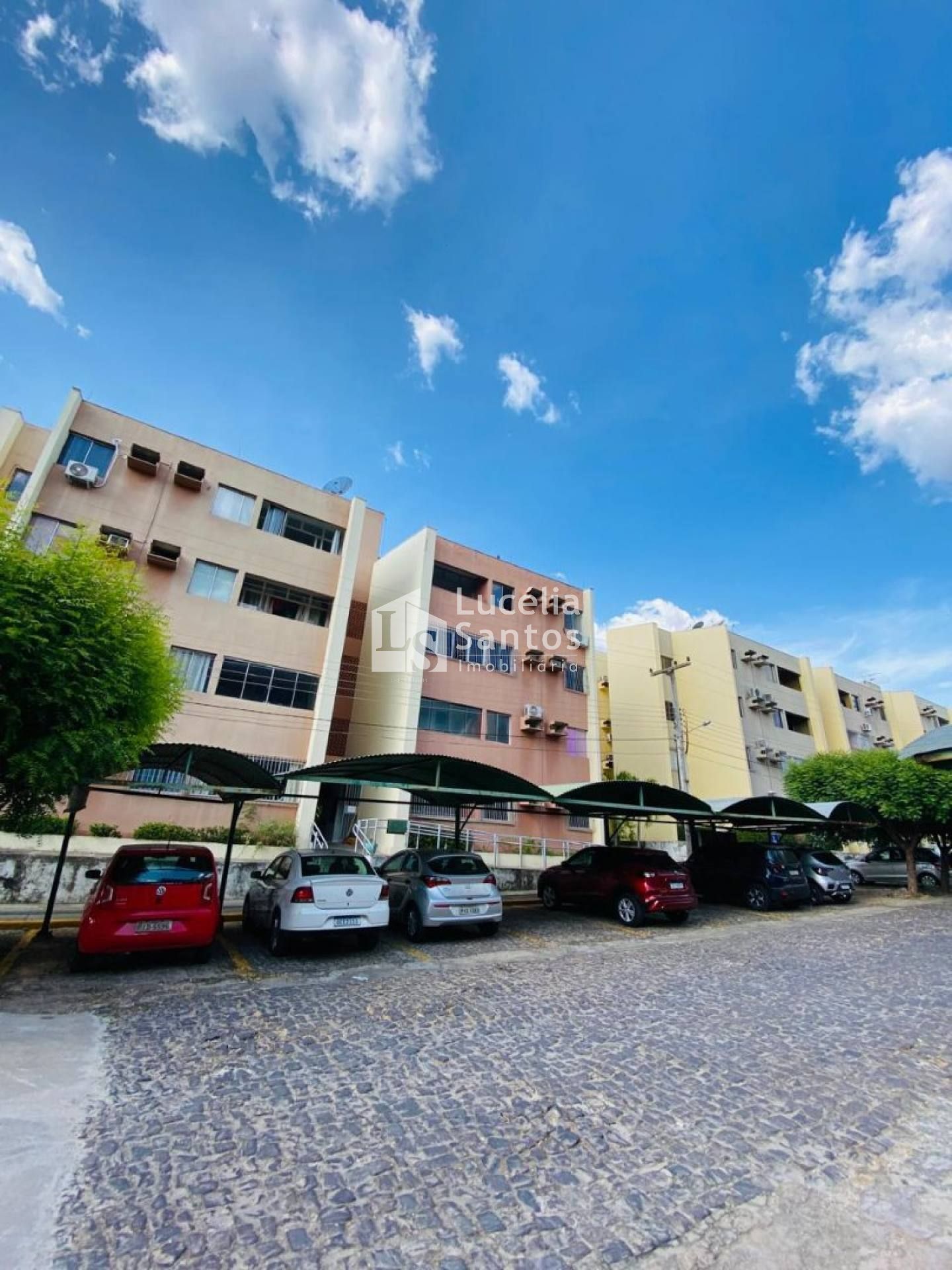 Apartamento à venda no Condomínio Colinas do Poty Teresina PI