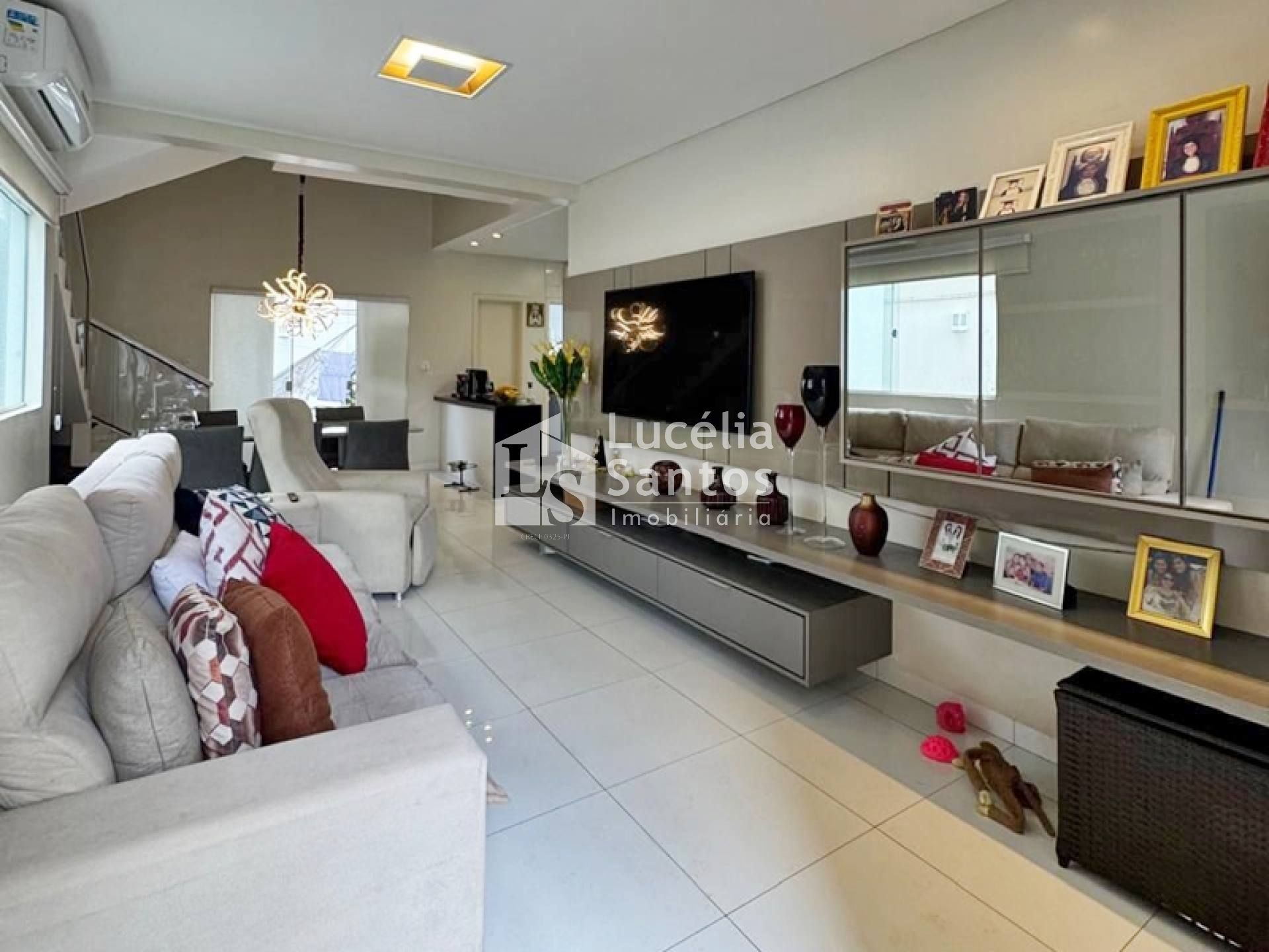 Casa Duplex à venda no Condomínio Terras Alphaville - Teresina - PI