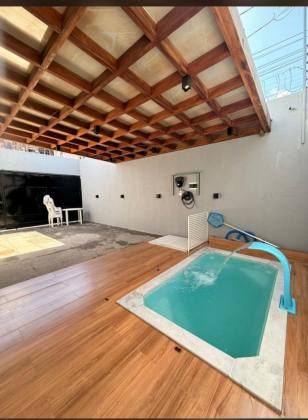 Casa à Venda no bairro Parque Piauí - Teresina - PI