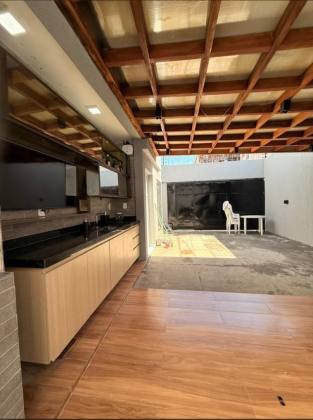 Casa à Venda no bairro Parque Piauí - Teresina - PI
