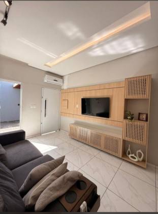 Casa à Venda no bairro Parque Piauí - Teresina - PI