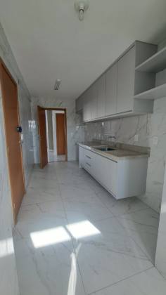 Apartamento à Venda no Condomínio Reserva Vilmary - Teresina-PI