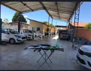 Imóvel comercial à venda na rua Rui Barbosa, Teresina- Pi.