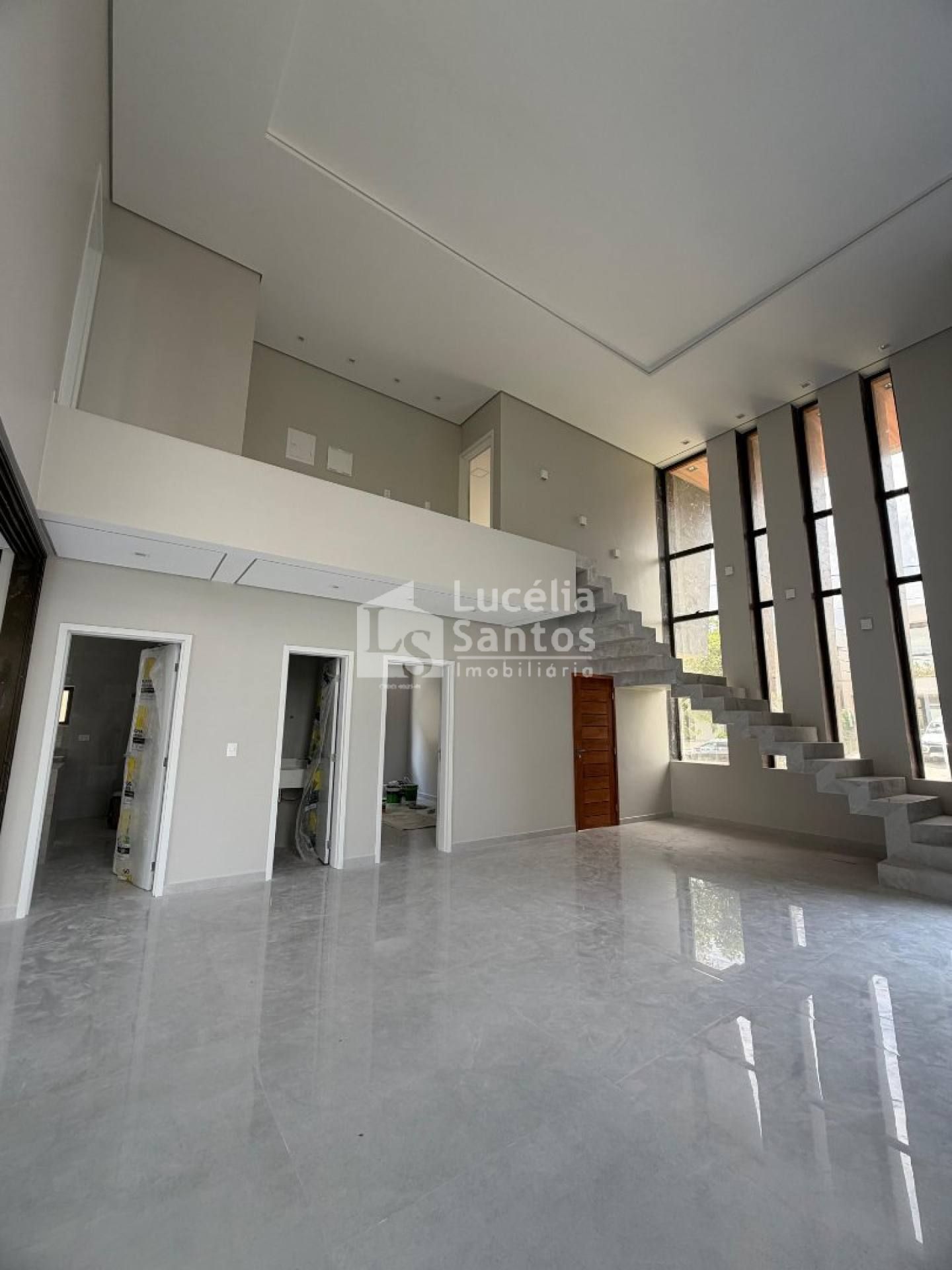 Casa Duplex à venda no Condomínio Terras Alphaville, Teresina-PI.