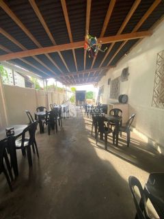 Casa à Venda na Zona Norte para Fins Residencial ou Comercial, Teresina-PI.