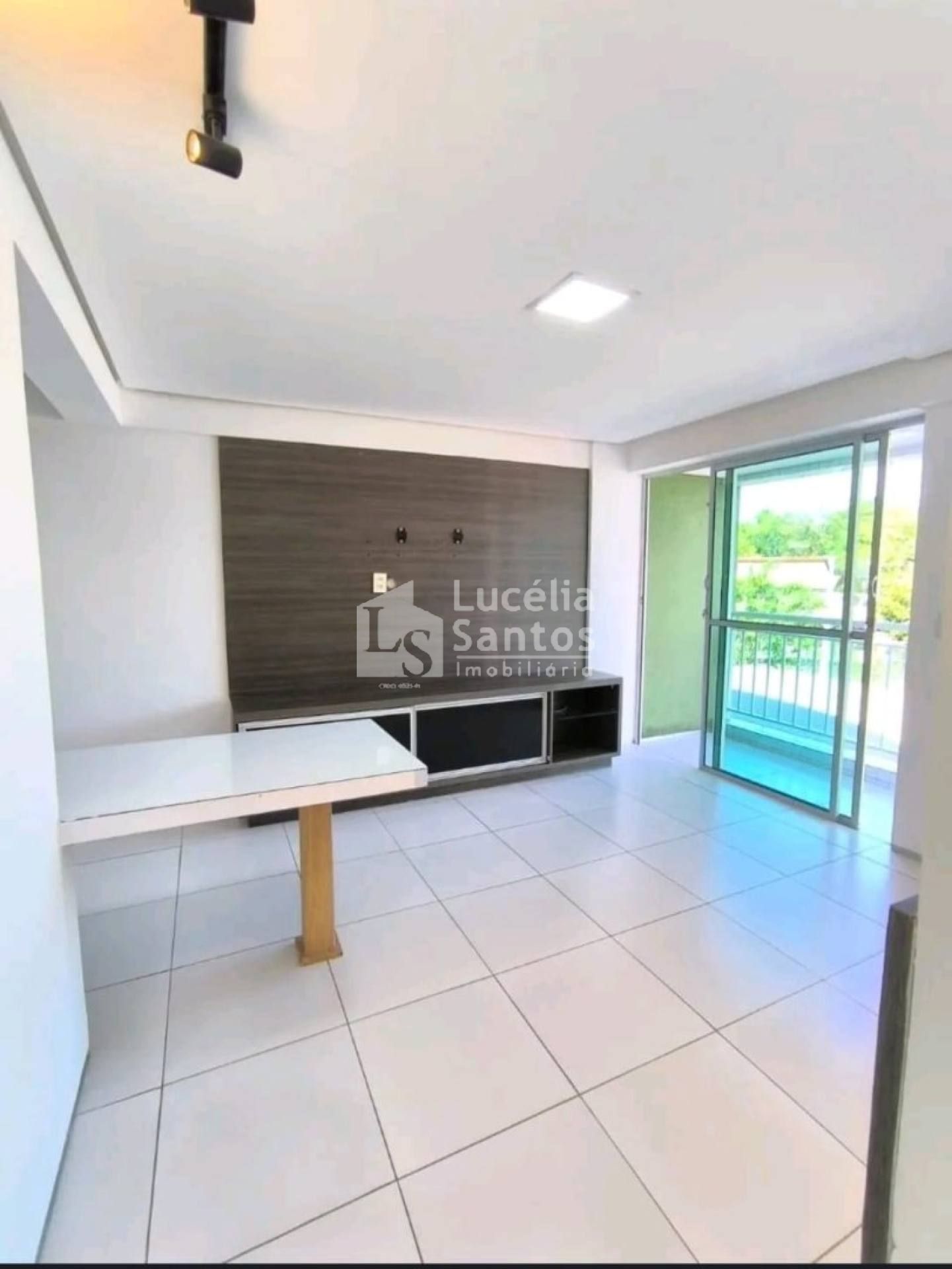 Apartamento à venda no Condomínio Reserva Tropical, em Teresina - PI.