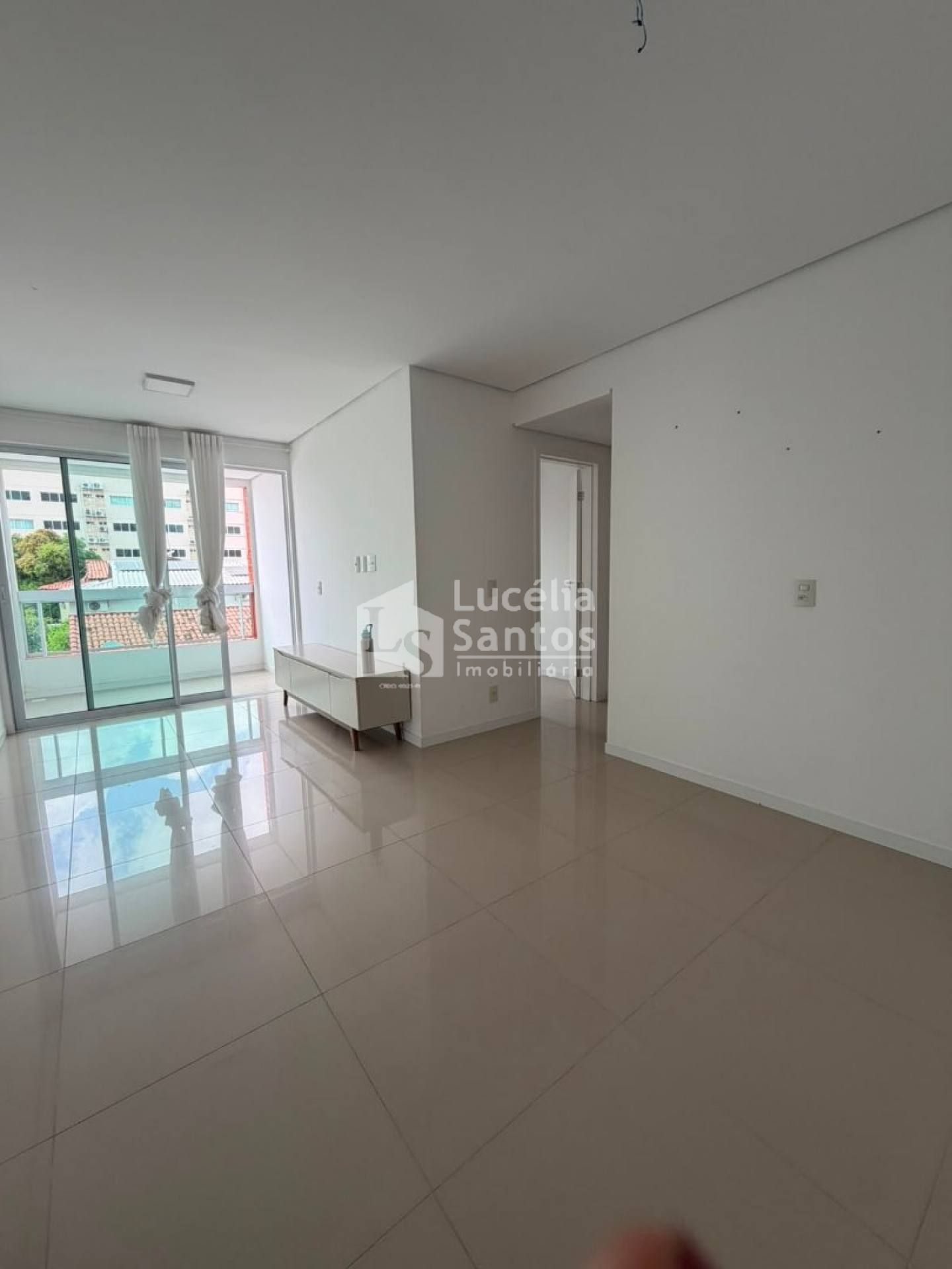 APARTAMENTO À VENDA  NO BAIRRO ININGA, TERESINA-PI