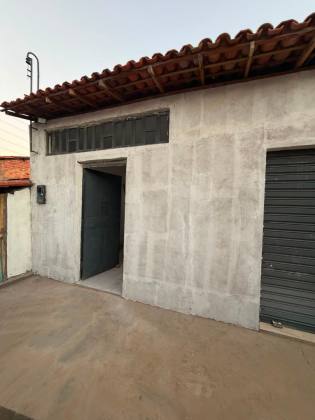 Casa para locação no bairro Santa Lia, Teresina - PI.