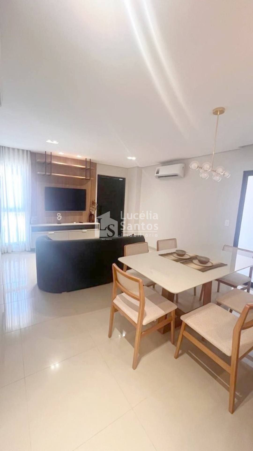 Casa duplex à Venda no condomínio Tarsila do Amaral, Teresina-PI