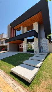Casa duplex à Venda no condomínio Terras Alphaville, Teresina-PI.