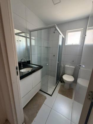 Apartamento mobiliado para locação no Condomínio Parque das Flores,Teresina - PI.